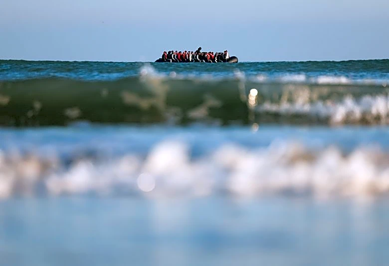 Migrants deported under UK-France scheme lacked translators and advice, report says