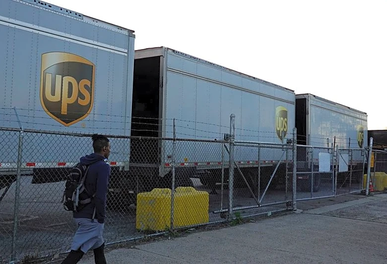 Teamsters union sues UPS over new driver buyout program