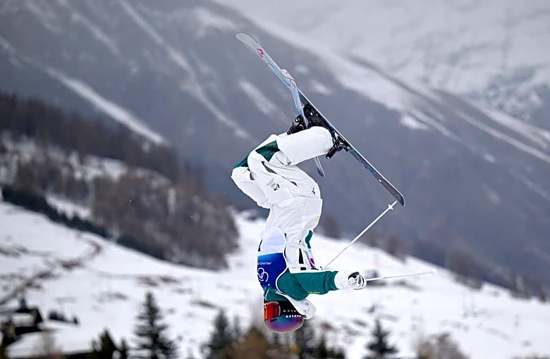 Olympics-Freestyle Skiing-Anthony and Laffont reach moguls finals, Kauf in second qualifiers