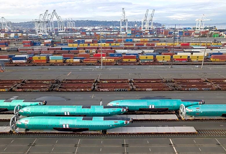 Boeing opens year with busy January for deliveries and orders