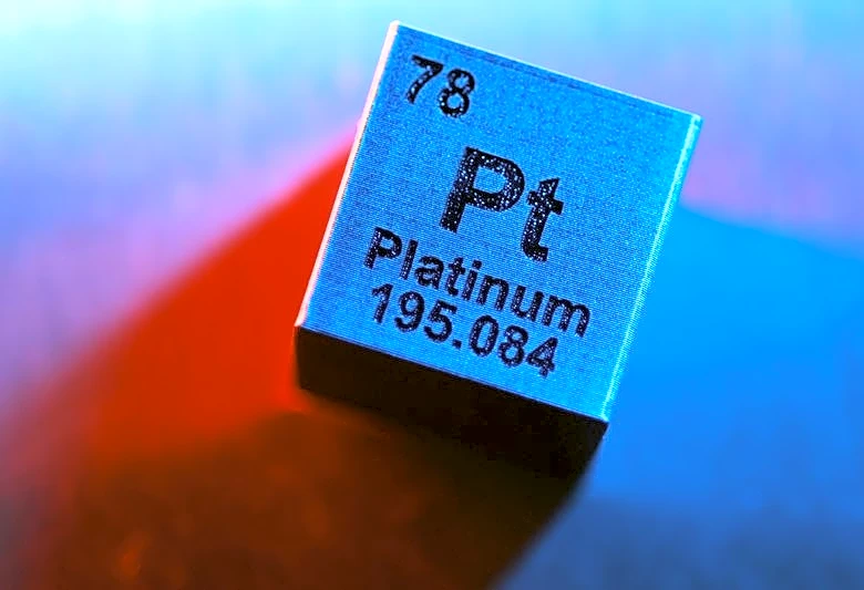 Analysis-Platinum miners favour payouts over projects even as prices surge