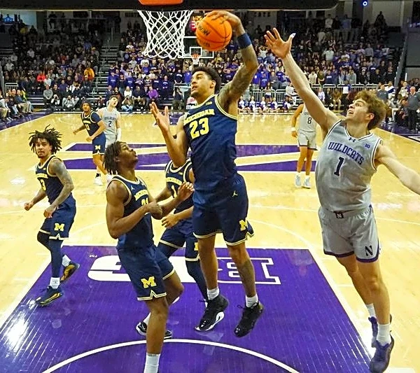 Top 25 roundup: No. 2 Michigan rallies from 16-point deficit to beat Northwestern
