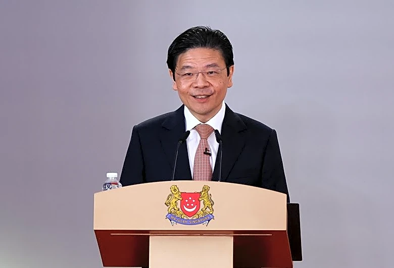 Singapore sees FY2026 budget surplus at 1% of GDP