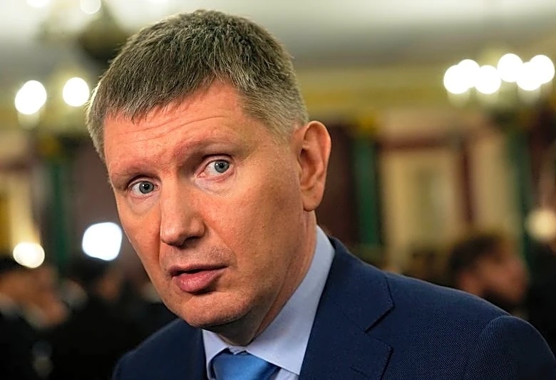 Russia's economy minister delays recovery outlook, Interfax reports