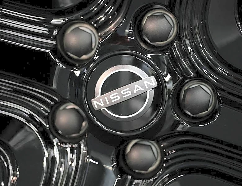 Nissan sees smaller full-year operating loss as turnaround efforts bear fruit