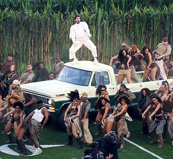 Bad Bunny's show offers cultural lifeline to a besieged Hispanic community