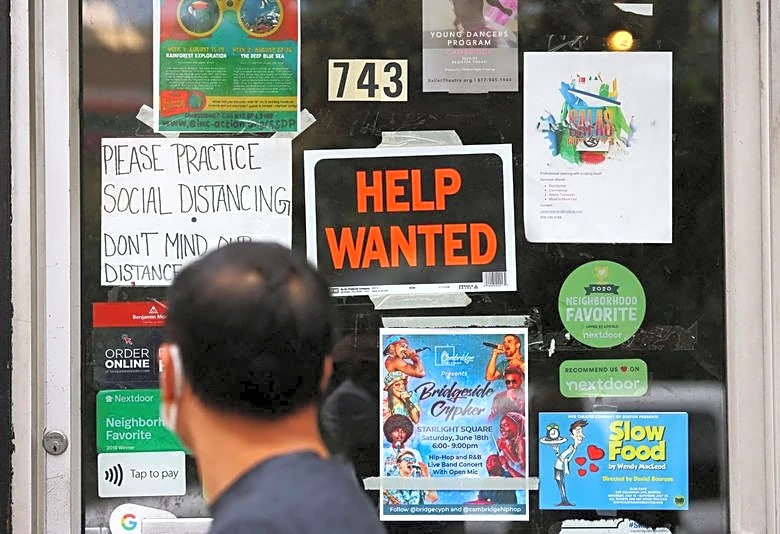 Morning Bid: Jobs jolt rate bets