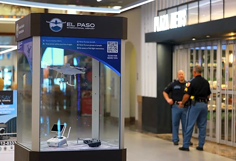 Senator says El Paso airport shutdown shows coordination problem between FAA, Pentagon