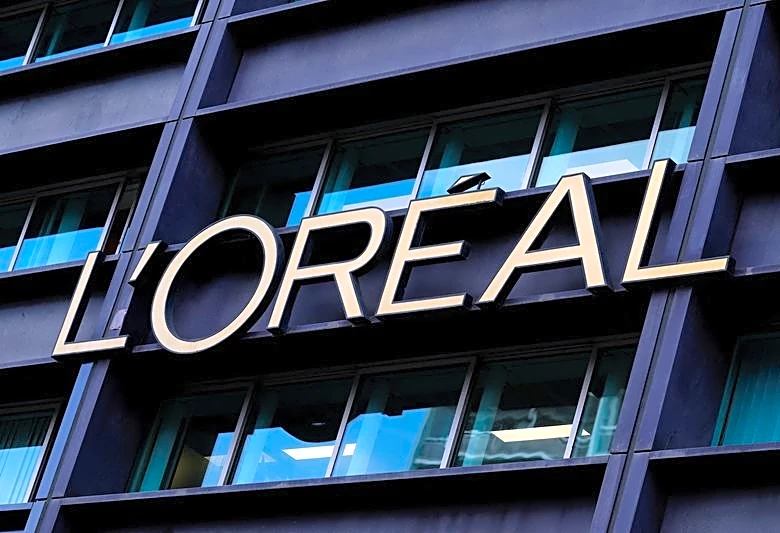 L'Oreal reports 6% jump in fourth-quarter sales