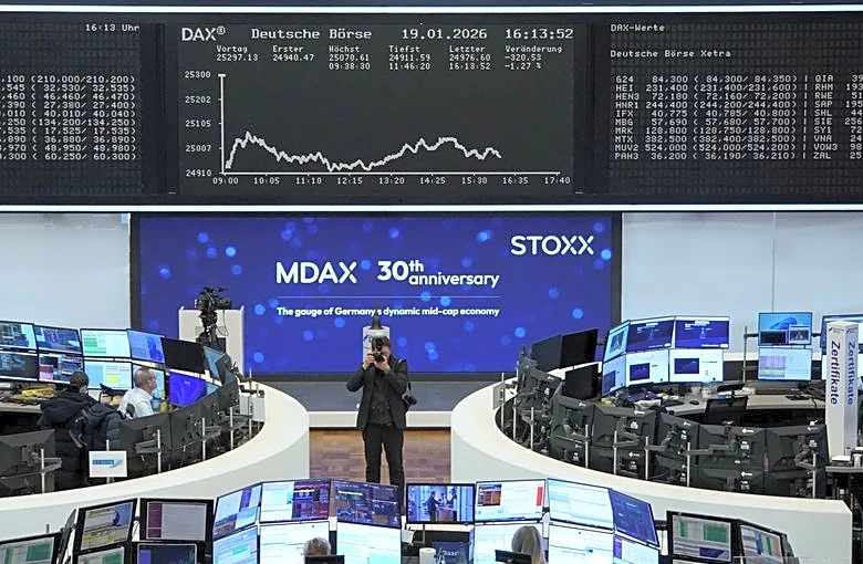 European stocks subdued as investors weigh AI volatility, mixed earnings