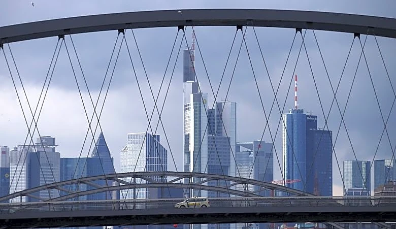 EU trade keeps taking hits from US tariffs and Chinese competition, data show