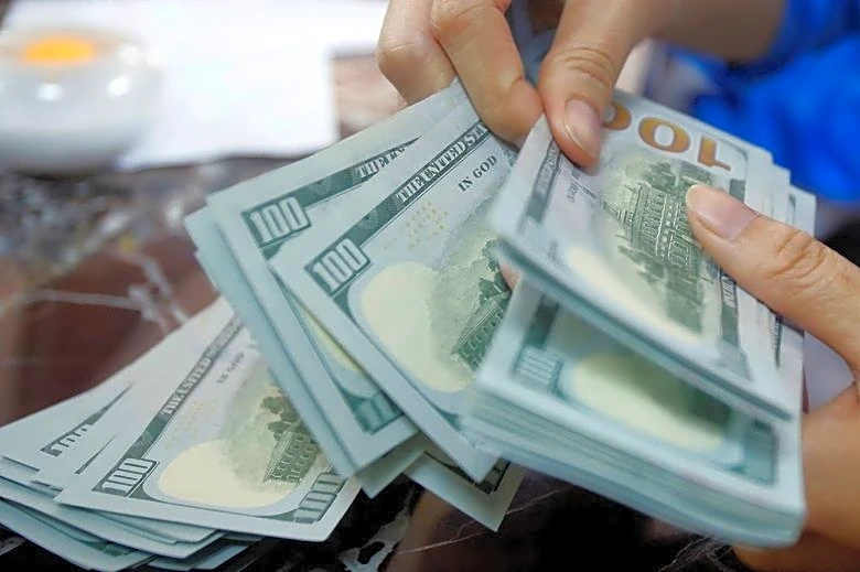 BNY clients hedge dollar exposure by most since 2023, bank says