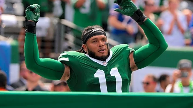 Reports: Titans acquiring Pro Bowl DE Jermaine Johnson from Jets