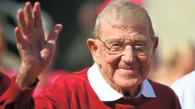 Legendary coach Lou Holtz dies at 89