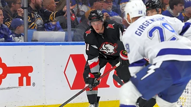 NHL roundup: Sizzling Sabres edge Lightning as teams total 15 goals