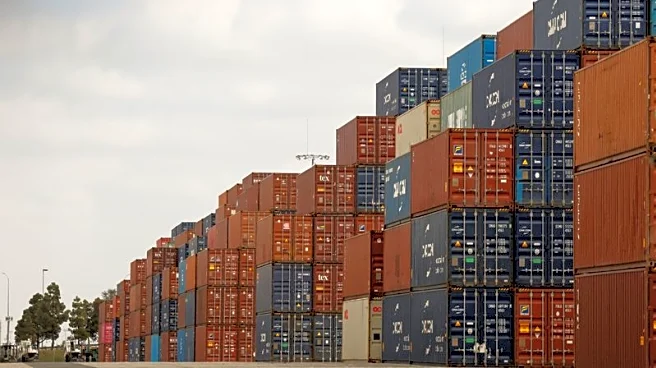 US current account deficit contracts sharply in the fourth quarter