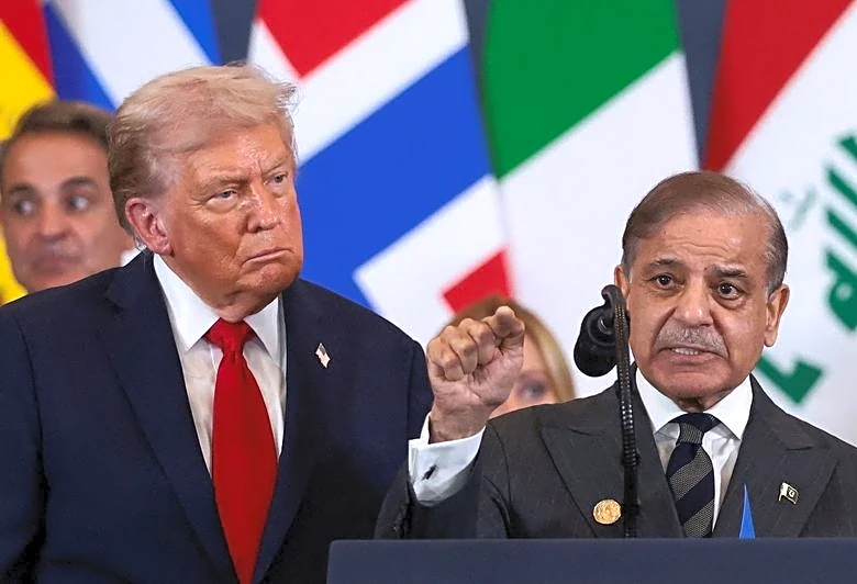 Analysis-From international outcast to mediator in Iran war, Pakistan's remarkable makeover