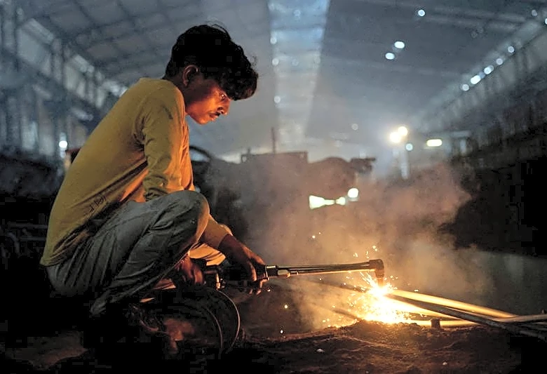 India factory activity cooled in March with oil costs rising amid Middle East turmoil, PMI shows