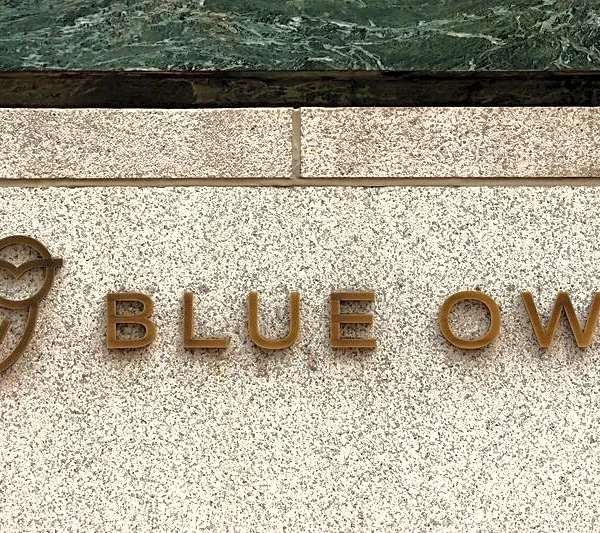 US asset manager shares drop after Blue Owl limits withdrawals in two funds