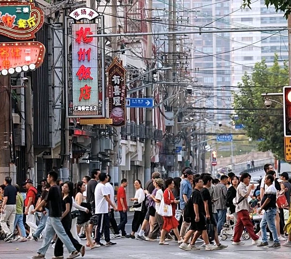 China services activity growth cools in March, private PMI shows