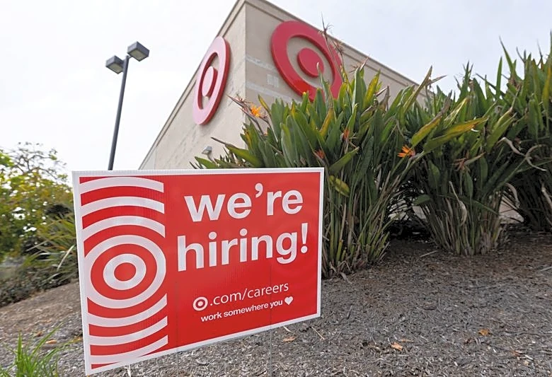 US employment growth likely rebounded in March, war casting shadow over labor market