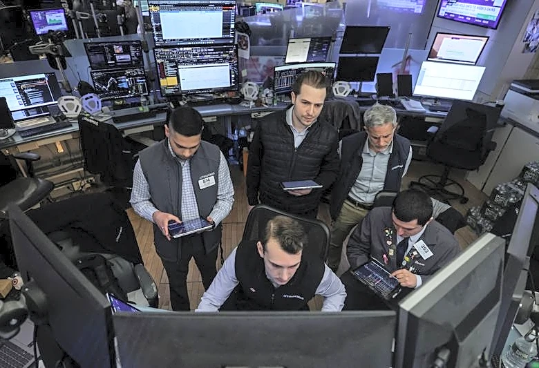 Analysis-Private credit sector stresses could be catastrophic, but not just yet