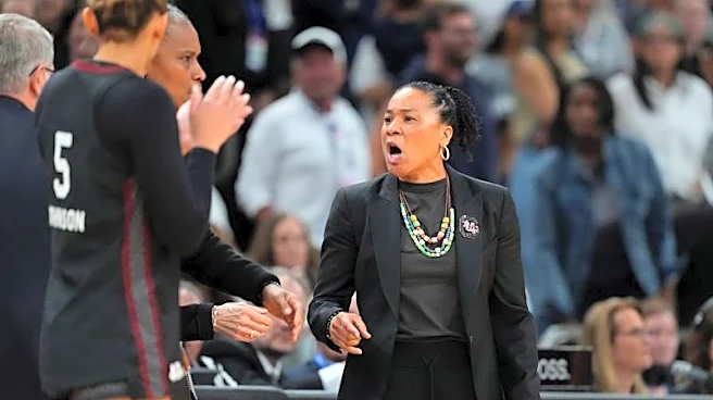 UConn's Geno Auriemma apologizes for behavior following loss