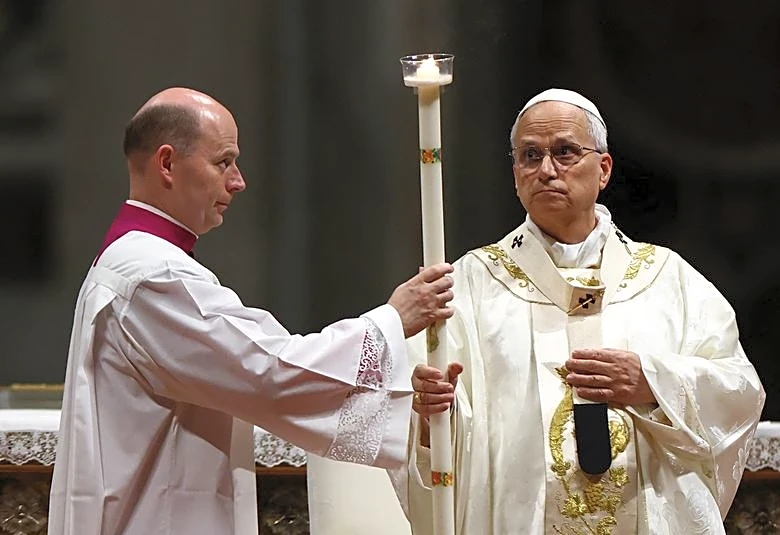 At Easter vigil, Pope Leo urges world not to grow numb to war