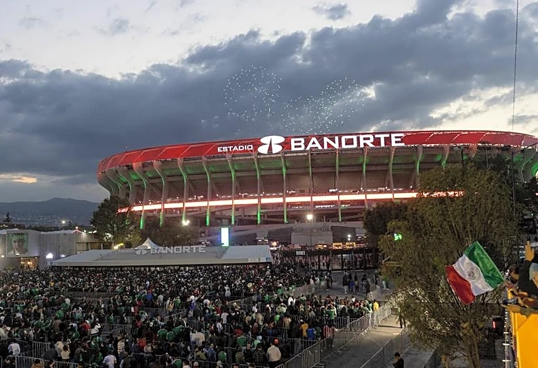 Soccer-Ex-player Cuellar backs Mexico to break 'fifth-game' curse, warns of immigration hurdles