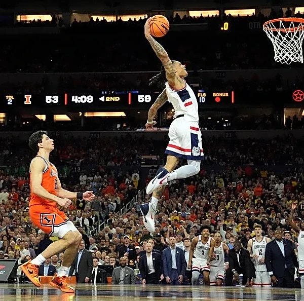 UConn G Solo Ball on foot injury: 'Still going to play'