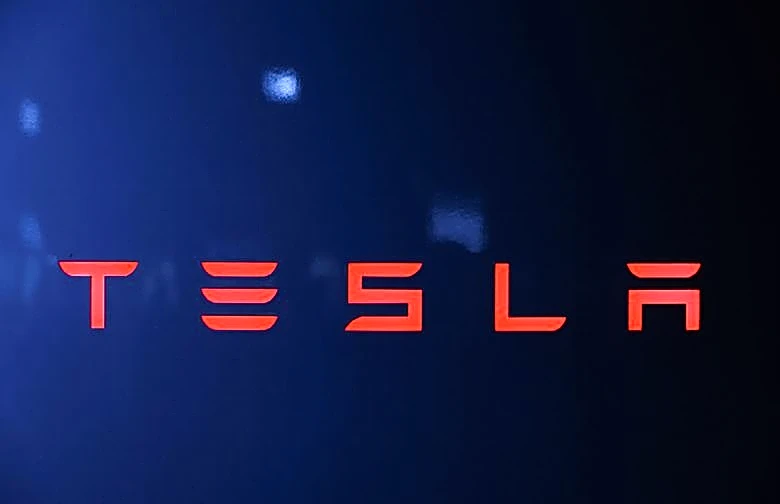 US regulator ends probe into Tesla's 'actually smart summon' feature after software fixes