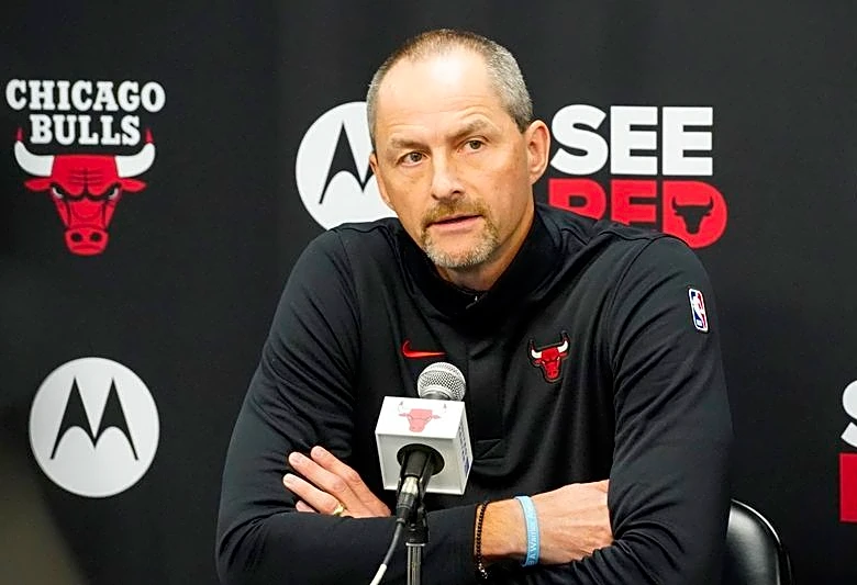 Bulls fire VP Arturas Karnisovas, GM Marc Eversley