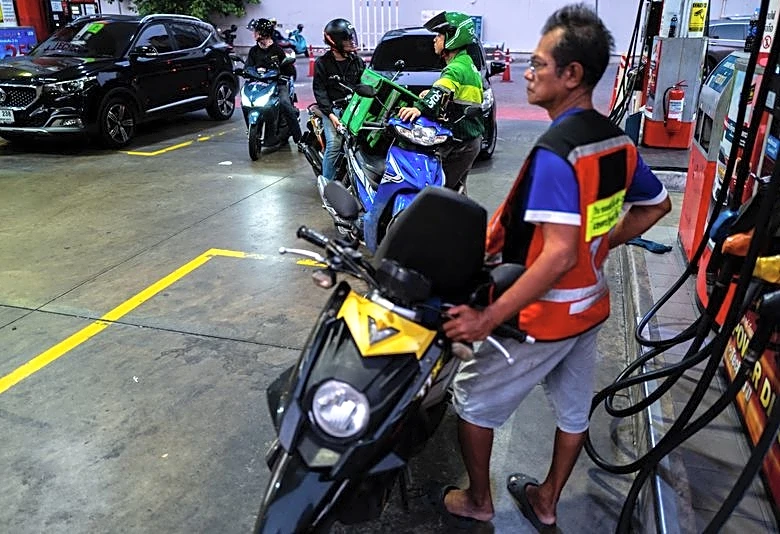 Physical oil prices hit record highs near $150 a barrel as Hormuz crisis worsens