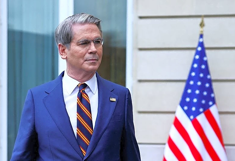 US lawmakers press Bessent on LNG ships that are taking tax credit