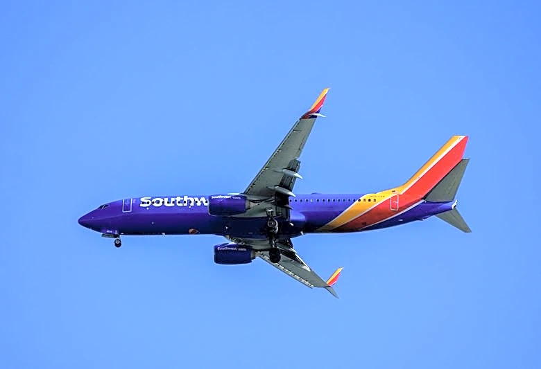Southwest Airlines to limit passengers to one portable charger on flights