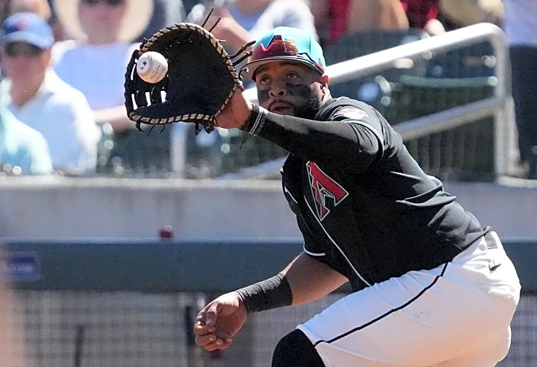 D-backs place 1B Carlos Santana (adductor) on IL