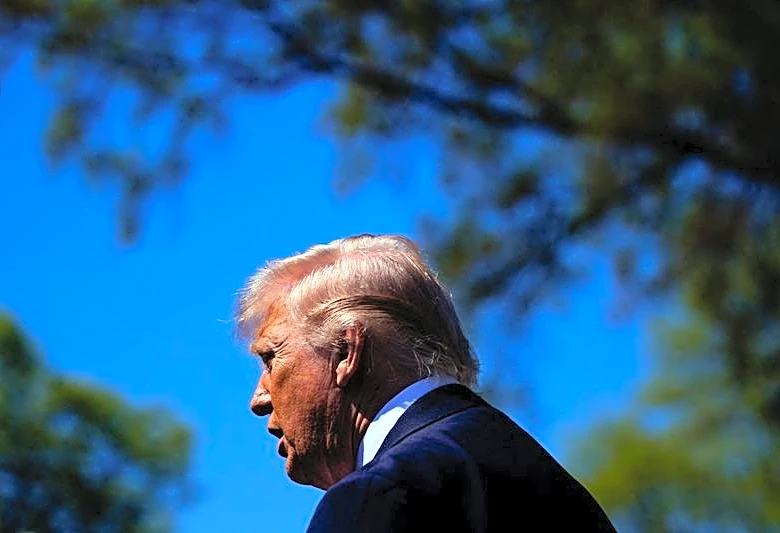 Historians, watchdog group sue Trump to preserve White House records