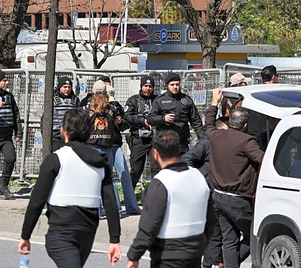 Turkey detains 10 suspects over Istanbul gun attack outside Israeli consulate, media reports