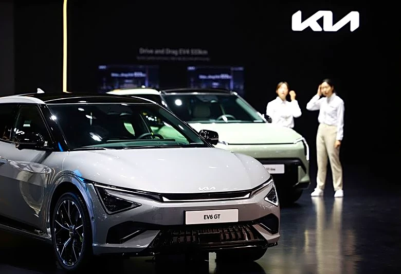 Kia boosts investment plan by 30% over the next four years; shares fall