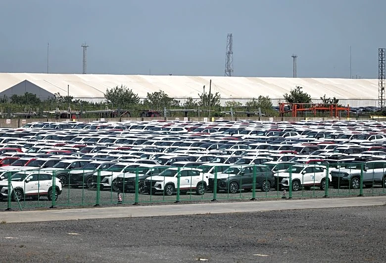 China's car exports accelerate despite disruption from Mideast crisis