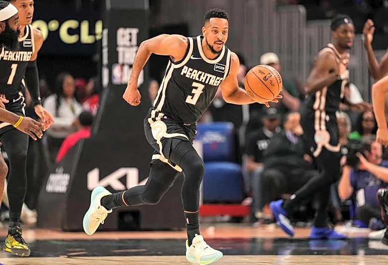 NBA roundup: Hawks clinch playoff berth with rout of Cavaliers