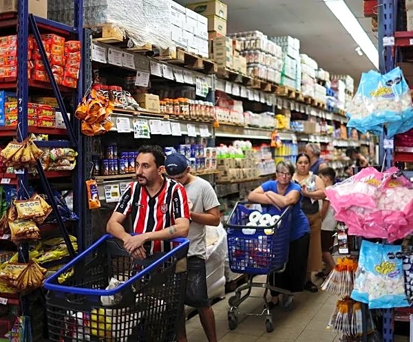 Argentina's inflation to cool less than expected, still on track for 9-year low in 2026: Reuters poll