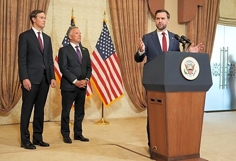 Exclusive-US, Iran leave door open to dialogue after tense Islamabad talks