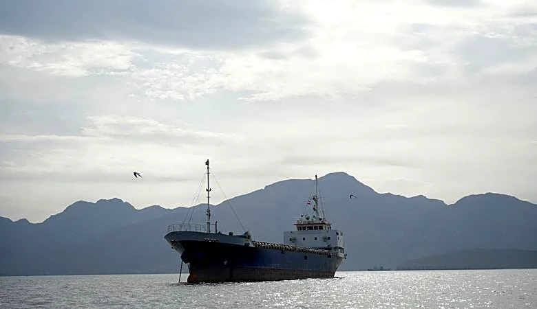 Morning Bid: Fingers crossed for a resolution