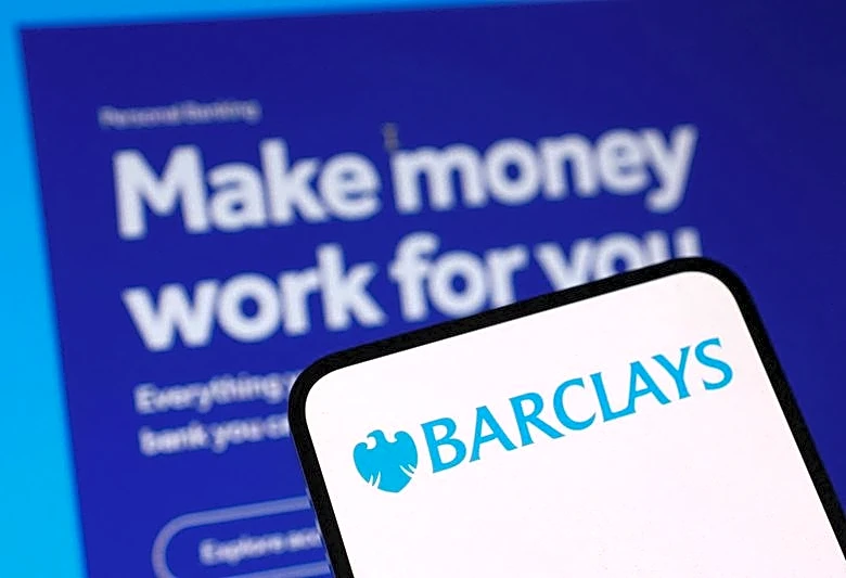 Robots, drones could slash global food delivery costs to $1 per order, Barclays says