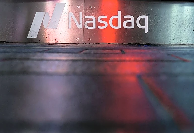 Nasdaq sets record highs as investors return to tech stocks