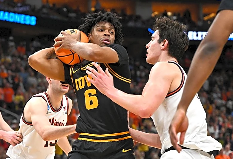 Iowa's Tavion Banks declares for NBA draft, hopeful of return to Hawkeyes