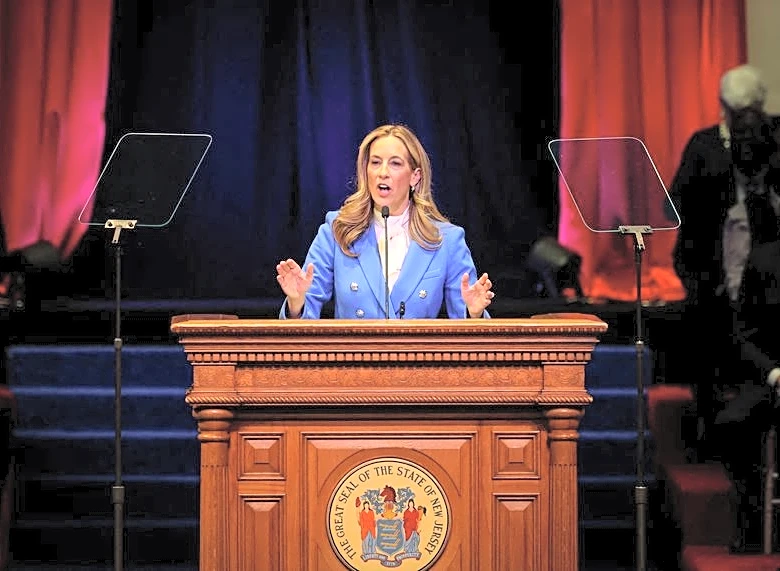 N.J. governor: FIFA should share World Cup transportation costs