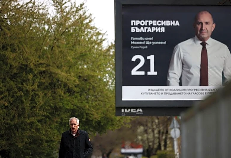 Bulgaria's pro-Russian former president leads election race on anti-graft ticket