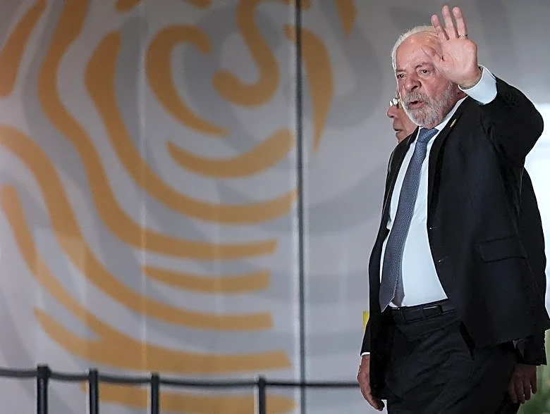 Brazil's Lula assails Trump threats, says leaders should seek respect